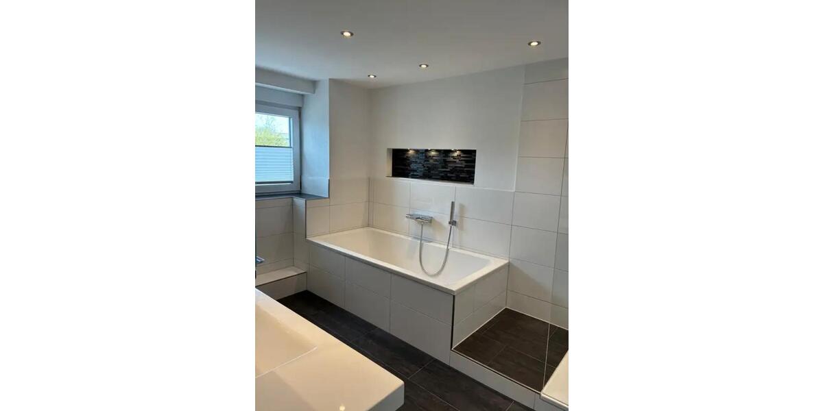 Doppelhaushälfte Sinsheim - 5 Zimmer, 175 m&sup2;, 600.000&euro; | Angebot:26891037