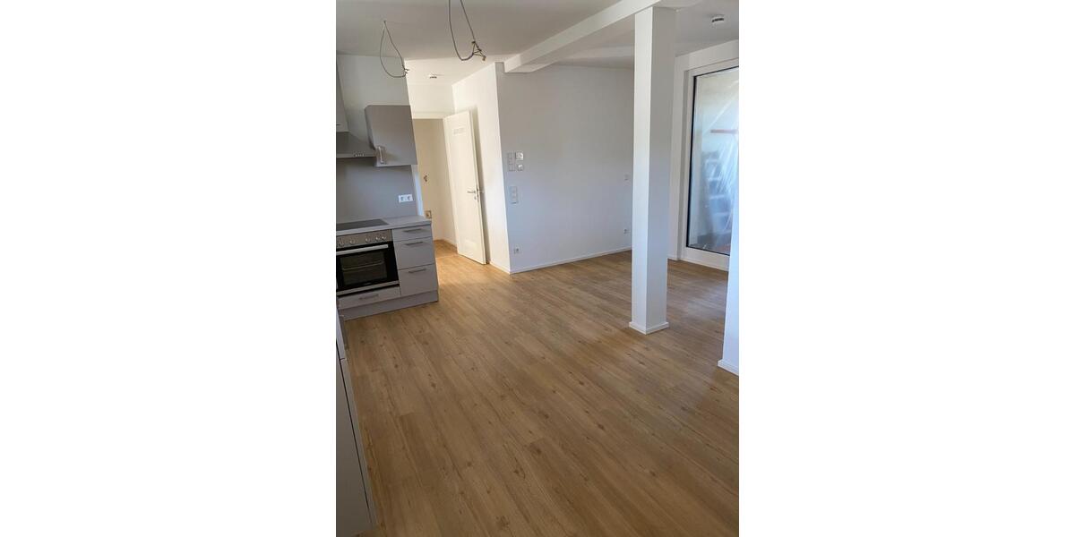 Etagenwohnung Sulzfeld - 2 Zimmer, 52 m&sup2;, 650&euro; | Angebot:24679326