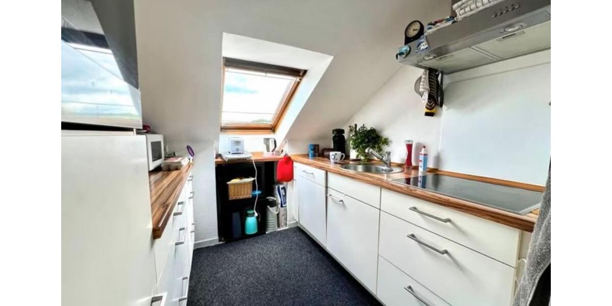 Geräumige 2-Zimmer-Dachgeschosswohnung in Weinsberg 2 zimmer