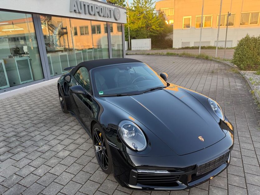 Porsche 992 21.900 km 215.992 € Pleidelsheim 74385
