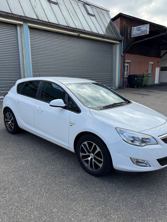 Opel Astra 160.000 km 4.900 € Ludwigsburg 71636
