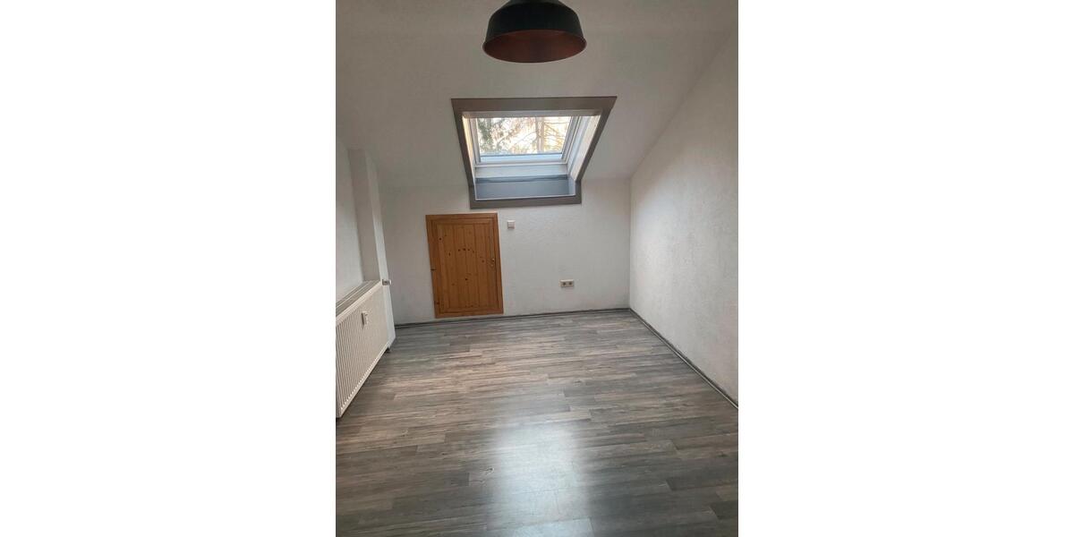 Dachgeschoßwohnung Mainhardt - 3 Zimmer, 68 m&sup2;, 245.000&euro; | Angebot:26710714