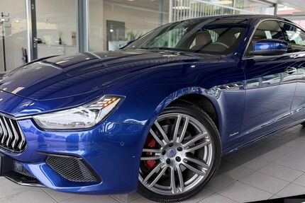 Maserati Ghibli 113.000 km 31.490 &euro; Heilbronn 74080