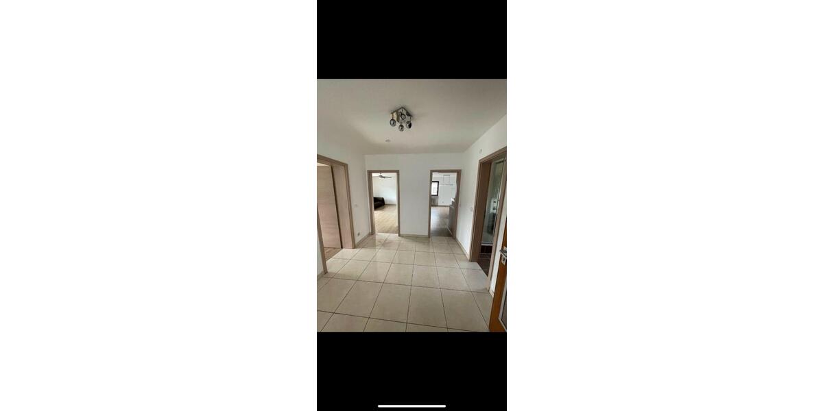 Etagenwohnung Backnang - 2.5 Zimmer, 82 m&sup2;, 940&euro; | Angebot:26619571