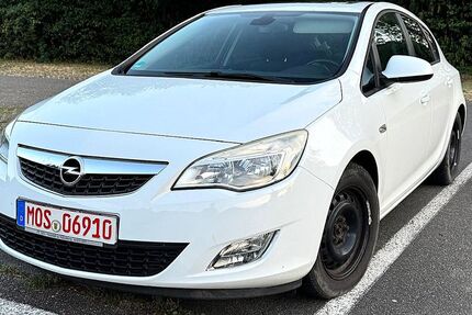 Opel Astra 166.500 km 3.590 &euro; Haßmersheim 74855