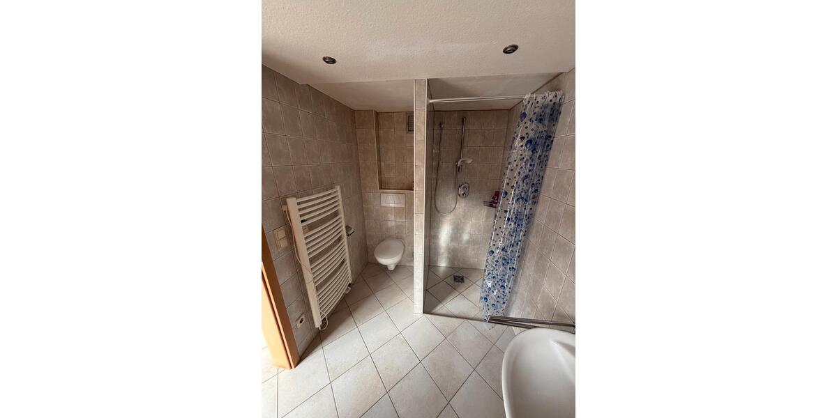 Einfamilienhaus Wüstenrot - 12 Zimmer, 131 m&sup2;, 1.500&euro; | Angebot:26122485