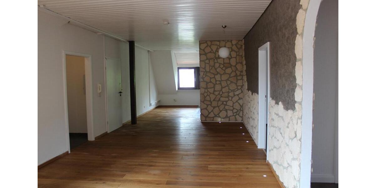 Dachgeschoßwohnung Bad Friedrichshall - 3.5 Zimmer, 107 m&sup2;, 355.000&euro; | Angebot:25126749