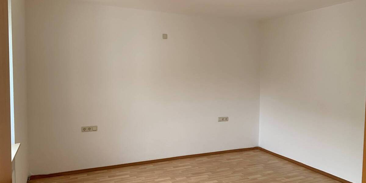 Etagenwohnung Backnang - 2 Zimmer, 47 m&sup2;, 665&euro; | Angebot:24029390