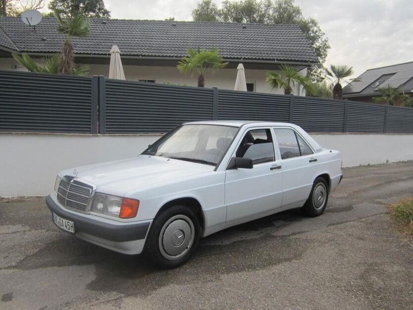Mercedes-Benz 190 203.000 km 6.590 € Öhringen-Cappel 74613