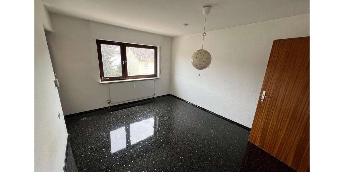 Etagenwohnung Heilbronn Böckingen - 9 Zimmer, 67 m&sup2;, 280.000&euro; | Angebot:27092109