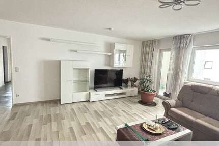 Wohnung zum Kaufen in Lauffen am Neckar 295.000 € 82.33 m² 3 zimmer