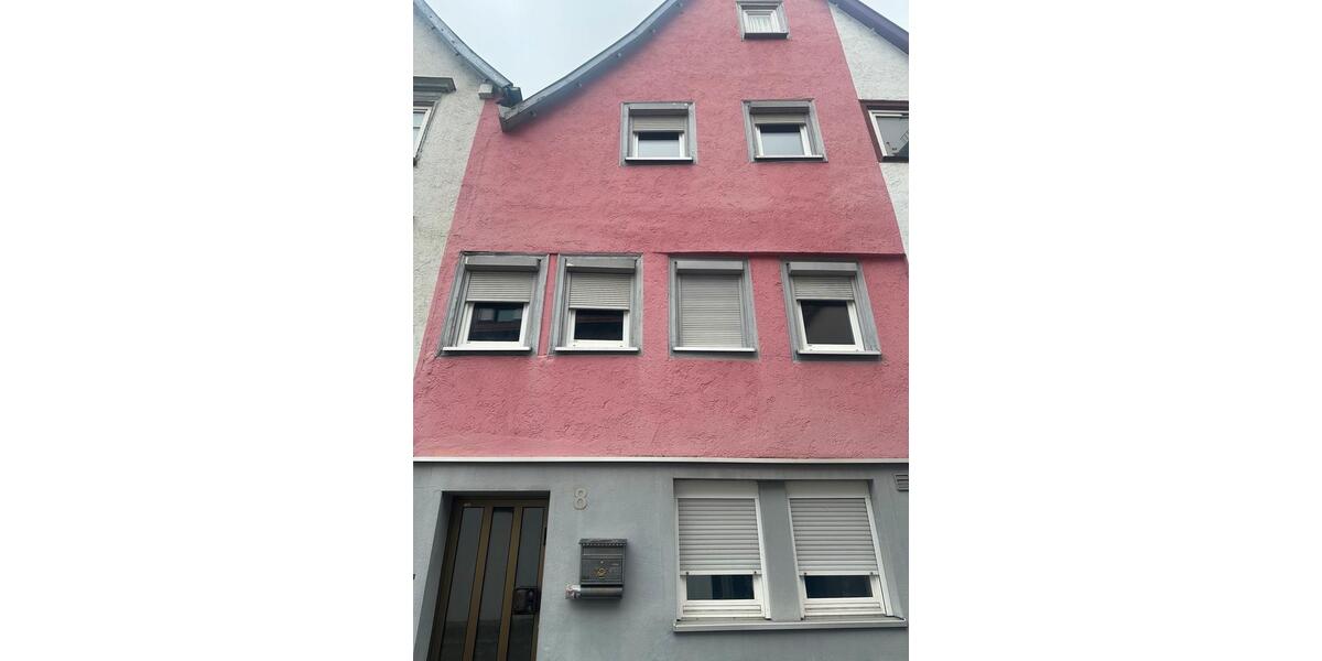 Reihenhaus Öhringen - 10 Zimmer, 140 m&sup2;, 299.999&euro; | Angebot:25256814