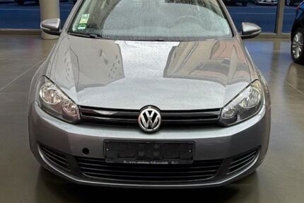 VW Golf 181.353 km 4.500 € Heilbronn 74076
