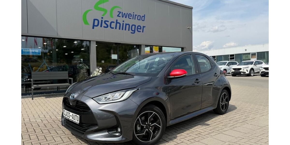 Toyota Yaris 14.101 km 17.990 &euro; Sinsheim 74889