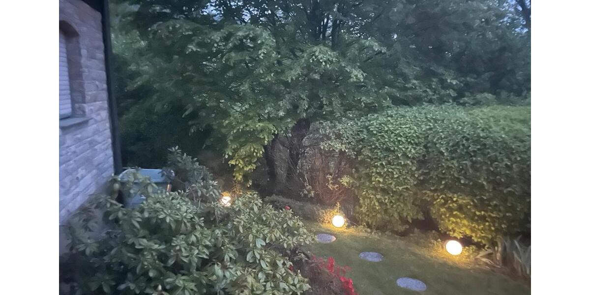 Einfamilienhaus Backnang - 7 Zimmer, 250 m&sup2;, 870.000&euro; | Angebot:25641778