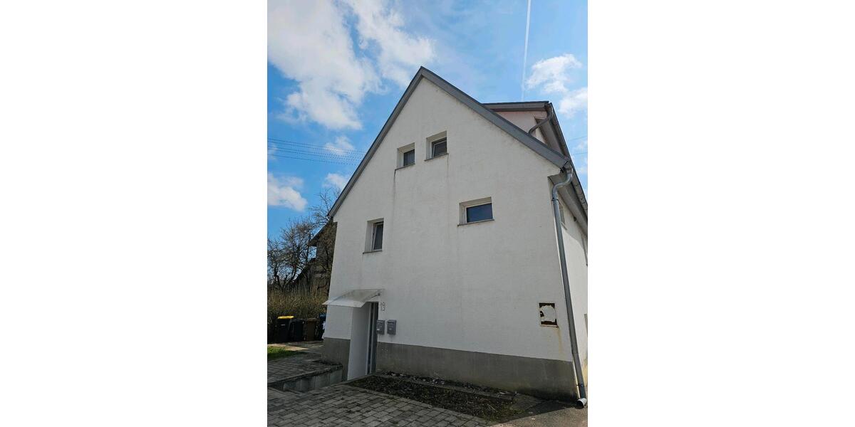 Mehrfamilienhaus, Wohnhaus Backnang - 8 Zimmer, 180 m&sup2;, 265.000&euro; | Angebot:26109024