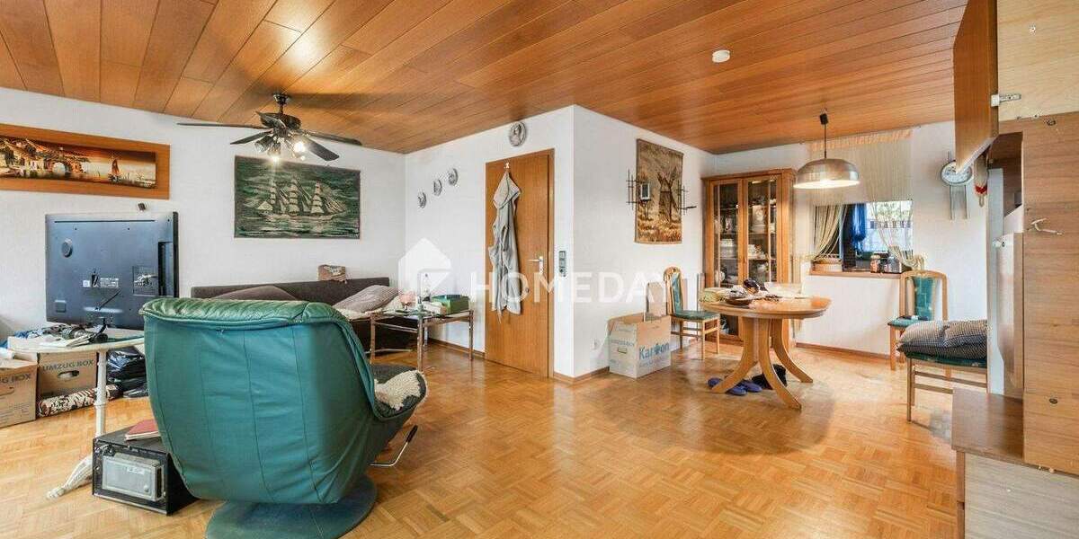 Reihenendhaus mit Garten, 2 Wintergärten, Sauna und Garagen in Heilbronn 5 zimmer