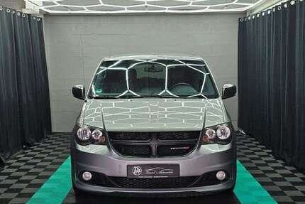 Dodge Grand Caravan 90.500 km 17.987 &euro; Bietigheim-Bissingen 74321