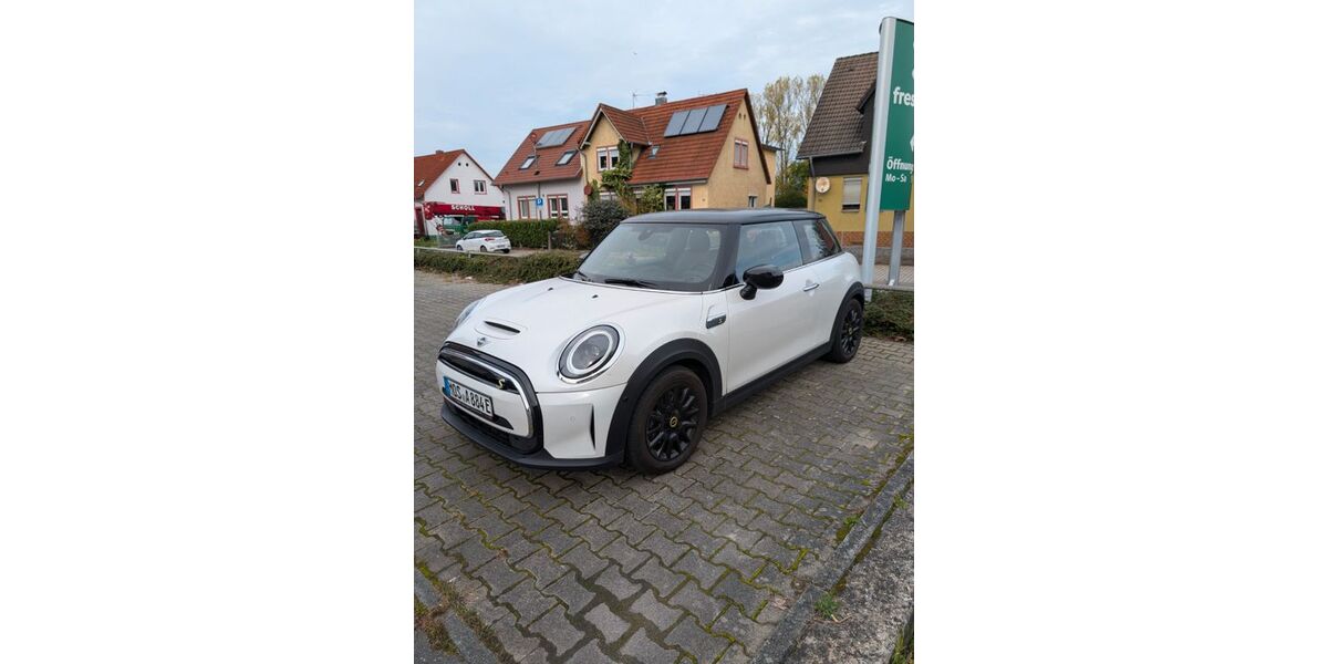 Mini Cooper SE 11.000 km 18.000 &euro; Mosbach 74821