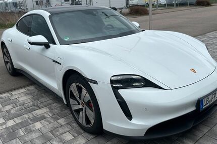 Porsche Taycan 63.256 km 68.800 € Benningen am Neckar 71726