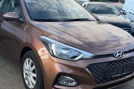 Hyundai i20 62.000 km 8.999 &euro; Gundelsheim 74831
