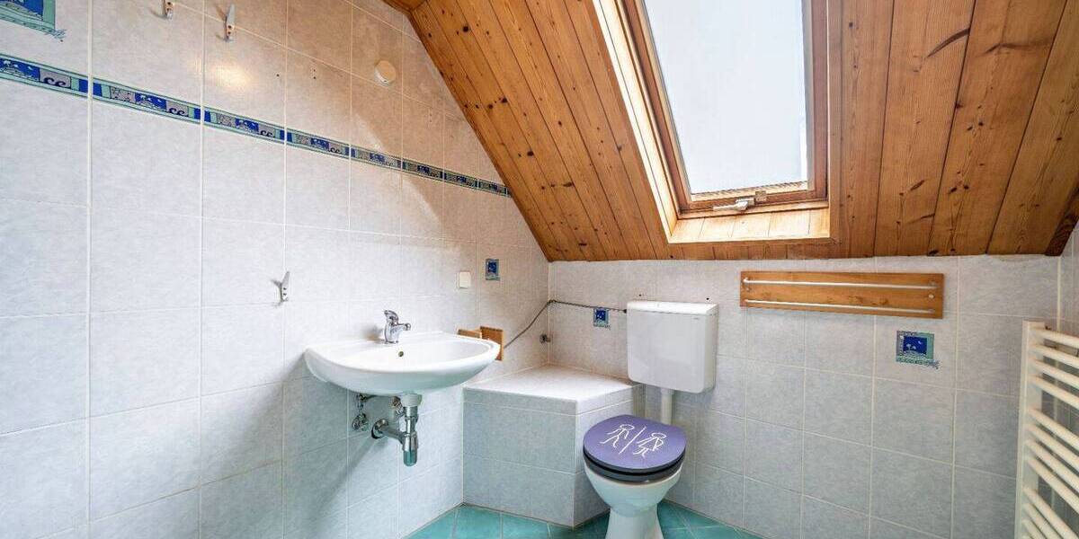 Reihenmittelhaus Sinsheim Hilsbach - 4 Zimmer, 255 m&sup2;, 249.000&euro; | Angebot:26672732