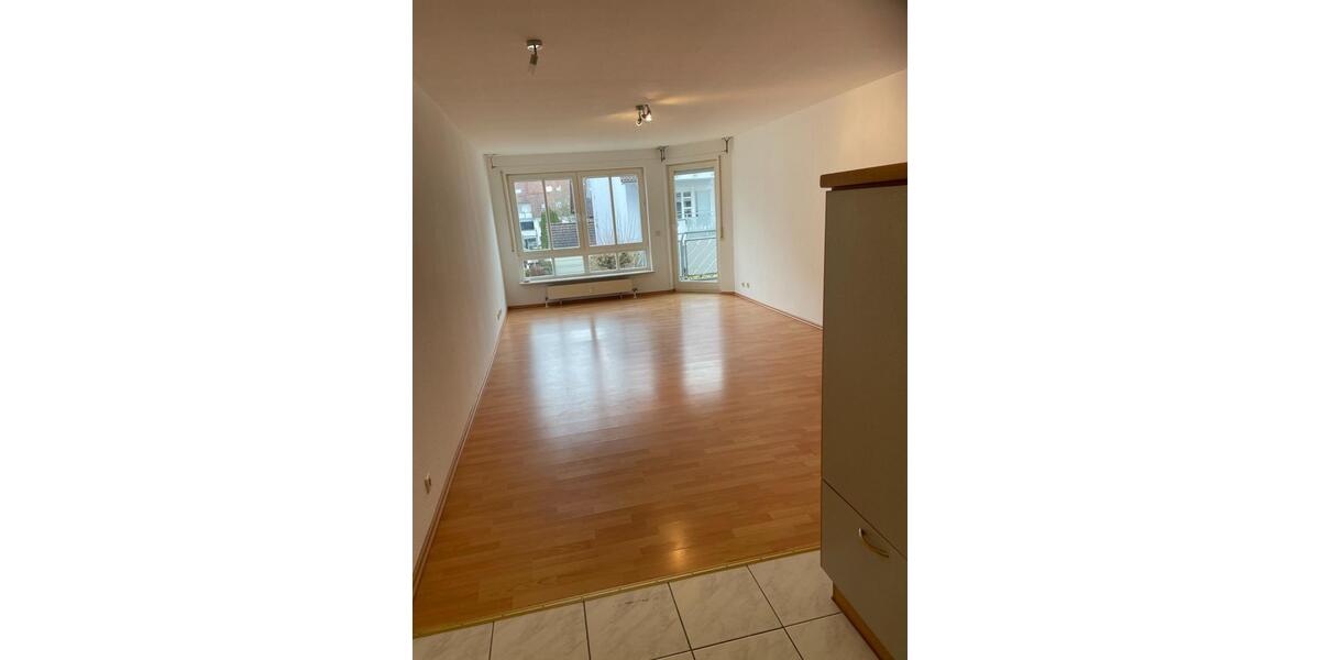 Etagenwohnung Sachsenheim - 2.5 Zimmer, 64 m&sup2;, 255.000&euro; | Angebot:24786865