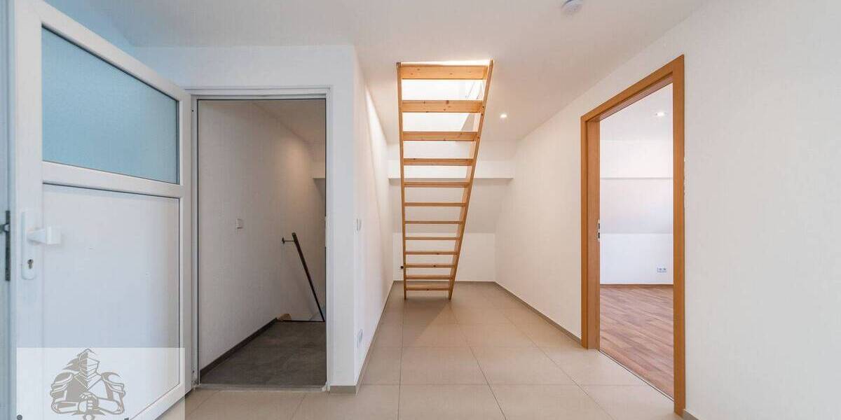 Etagenwohnung Massenbachhausen - 3 Zimmer, 96 m&sup2;, 850&euro; | Angebot:26841958