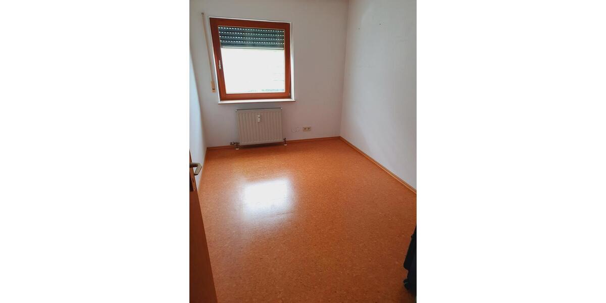 Etagenwohnung Bretzfeld - 3 Zimmer, 67 m&sup2;, 630&euro; | Angebot:26415128