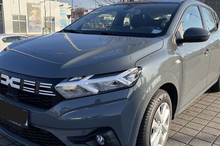 Dacia Sandero 20.000 km 14.800 &euro; Schwaigern 74193