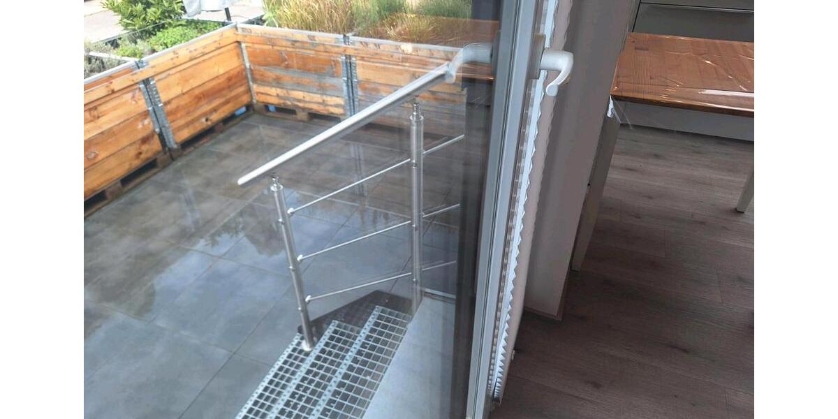 Dachgeschoßwohnung Oedheim - 4 Zimmer, 105 m&sup2;, 1.450&euro; | Angebot:26581385
