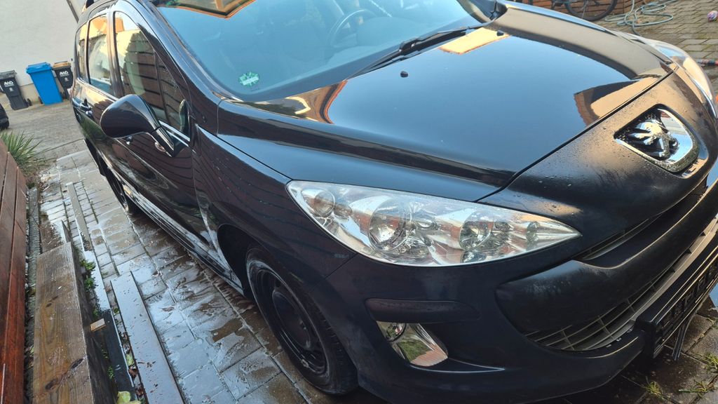 Peugeot 308 252.083 km 999 &euro; massenbachhausen 74252