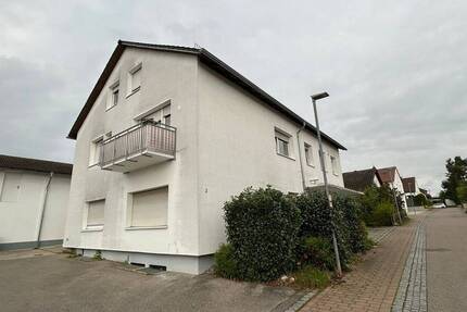 Charmante 2-Zimmer-Wohnung mit Stellplatz, Einbauküche und Keller - Sofort verfügbar! 2 zimmer