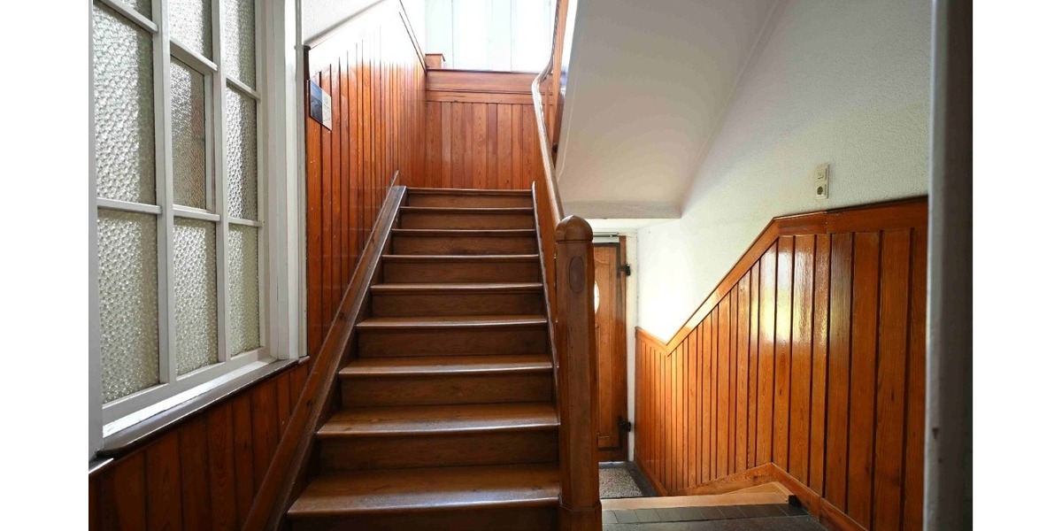 Wohnung, derzeit als Büro genutzt, im ersten OG in Vaihingen zu verkaufen. - Erdgeschoßwohnung Vaihingen Vaihingen-Stadt | Angebot:26292390