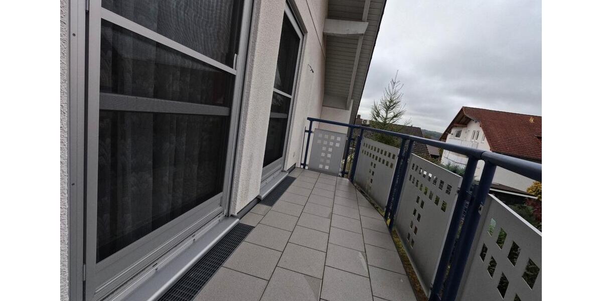 Dachgeschoßwohnung Bad Rappenau - 2.5 Zimmer, 73 m&sup2;, 700&euro; | Angebot:26326750