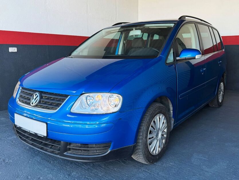 VW Touran 220.000 km 1.490 € Heilbronn 74078