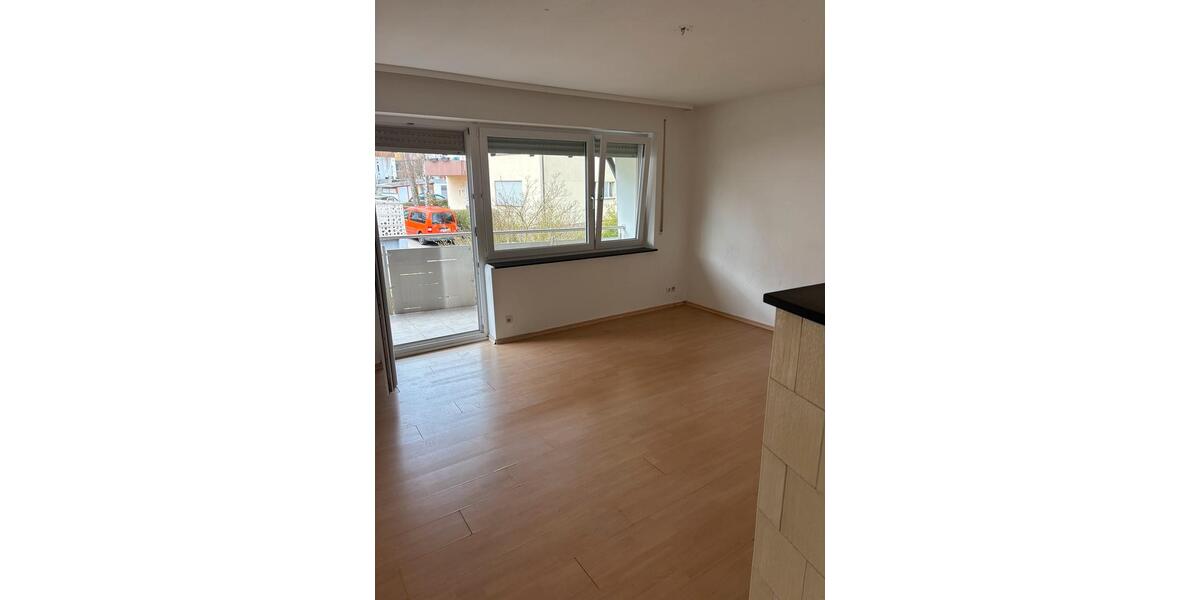 Etagenwohnung Backnang - 3 Zimmer, 7 m&sup2;, 1.000&euro; | Angebot:26676218
