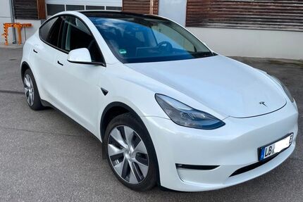 Tesla Model Y 60.000 km 33.000 &euro; Steinheim 71711