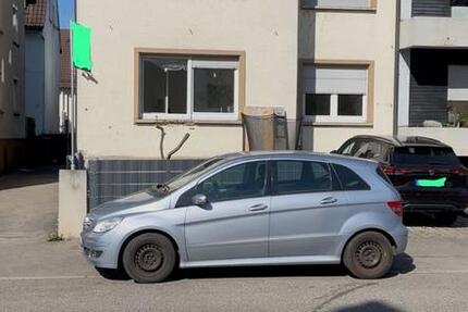 Mehrfamilienhaus mit 3 Wohneinheiten 11.5 zimmer