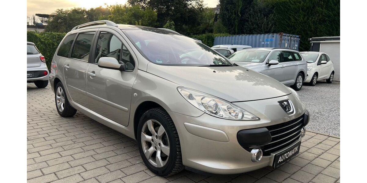 Peugeot 307 122.000 km 4.950 € Ludwigsburg 71642
