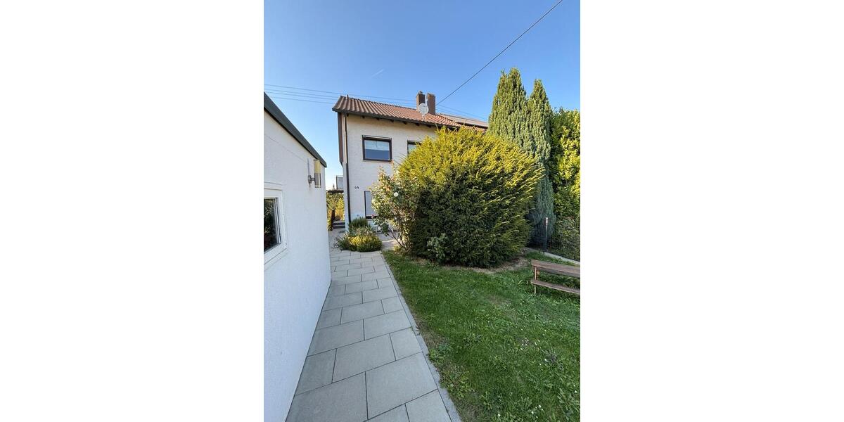 Doppelhaushälfte Freiberg am Neckar - 5.5 Zimmer, 181 m&sup2;, 695.000&euro; | Angebot:24705906