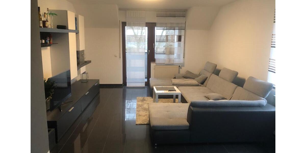 Dachgeschoßwohnung Gundelsheim - 3.5 Zimmer, 90 m&sup2;, 329.000&euro; | Angebot:27569676