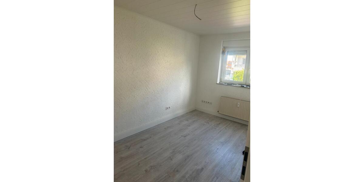 Etagenwohnung Öhringen - 3 Zimmer, 68 m&sup2;, 229.000&euro; | Angebot:26252354