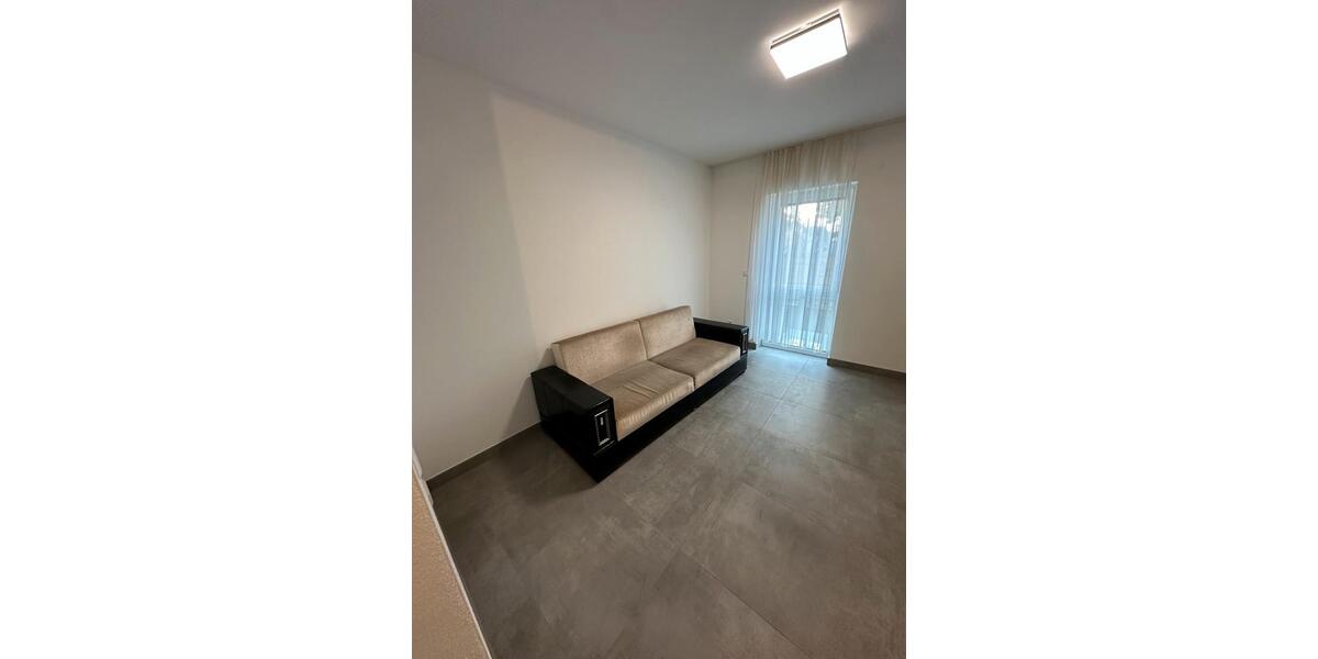 Dachgeschoßwohnung Heilbronn Frankenbach - 3 Zimmer, 70 m&sup2;, 1.050&euro; | Angebot:25047387