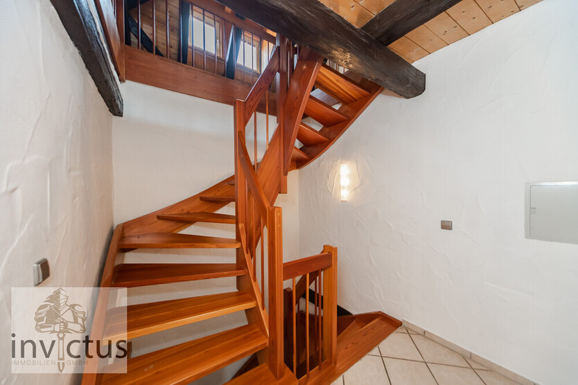 Ein Altbaujuwel in der Stadtmauer – Wohnen mit Geschichte und Komfort in Bad Wimpfen 6 zimmer