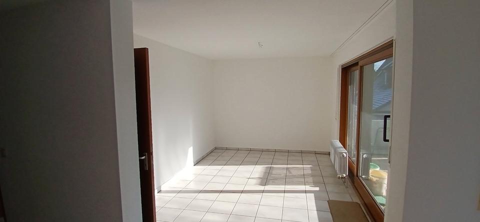 Etagenwohnung Backnang - 4.5 Zimmer, 108 m&sup2;, 1.400&euro; | Angebot:26637767