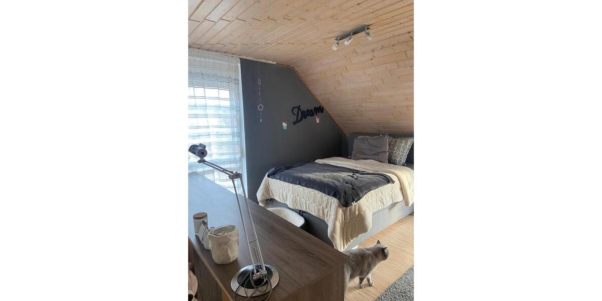 Maisonettenwohnung Vaihingen an der Enz - 4.5 Zimmer, 114 m&sup2;, 1.400&euro; | Angebot:25536449