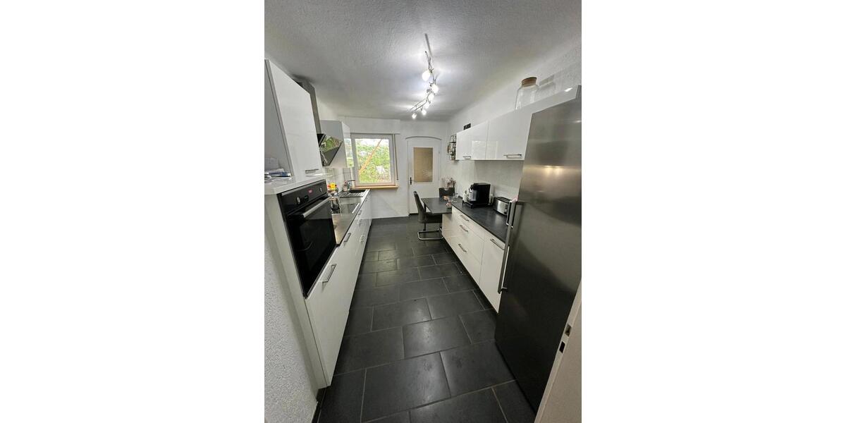 4 Zimmer Wohnung mit Einbauküche + Gemeinschaftsgarten 4 zimmer