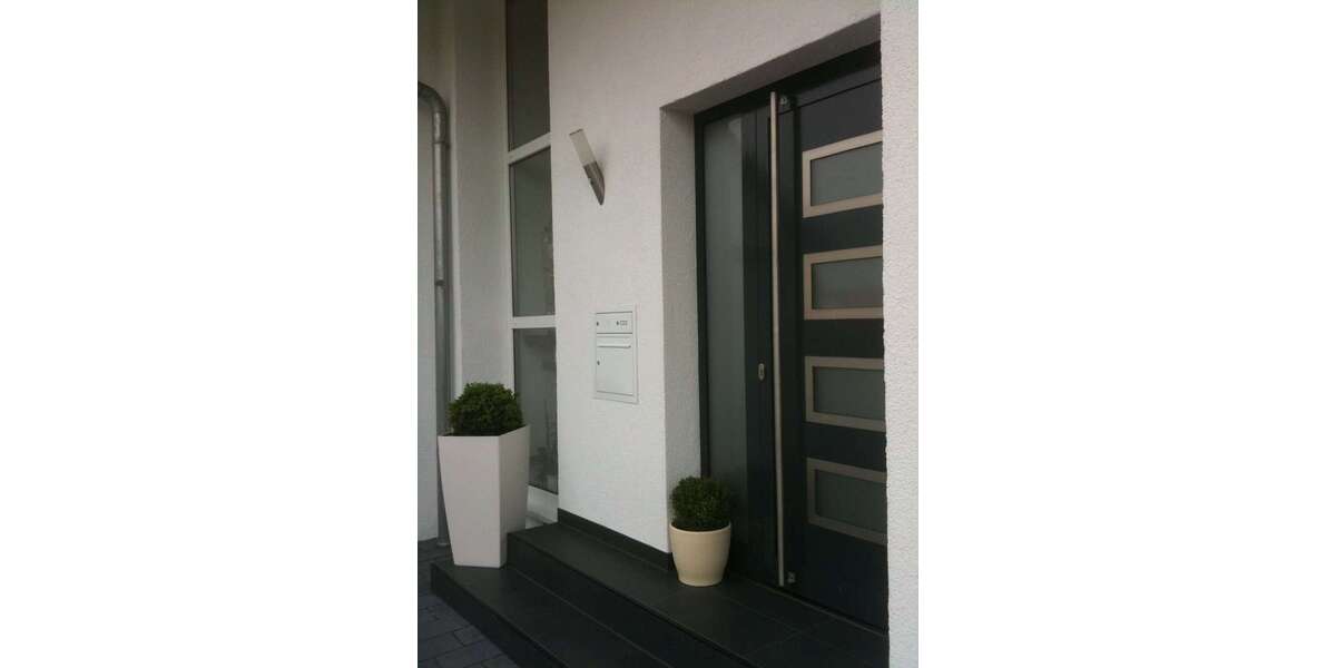 Einfamilienhaus Bietigheim-Bissingen Bissingen - 10 Zimmer, 299 m&sup2;, 4.200&euro; | Angebot:25396770