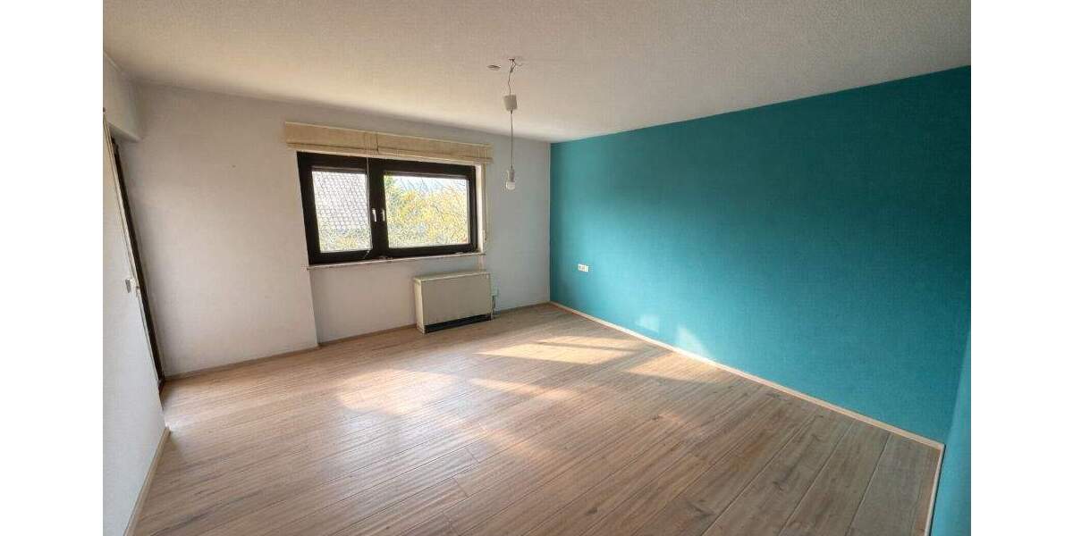 Einfamilienhaus Sinsheim / Hasselbach Hasselbach - 7 Zimmer, 266 m&sup2;, 479.000&euro; | Angebot:25360758
